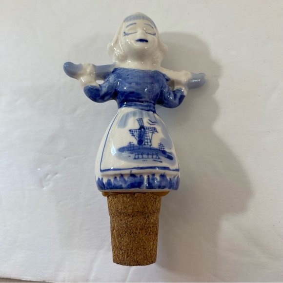 Lot of delft blue figures including rare bottle stopper. - Picture 5 of 15